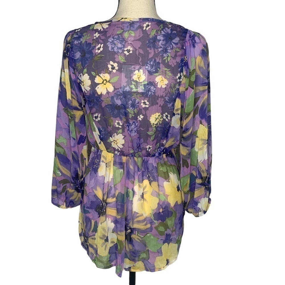 Fig and Flower Floral Keyhole Neckline Chiffon Blouse NWT - Picture 4 of 14